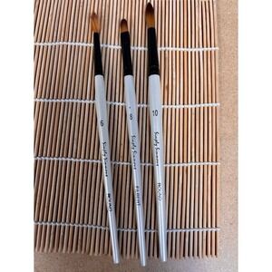 Simply Simmons Paint Brush Set 3pc Round‎ 6 10 Filbert 8 Synthetic Bristle White